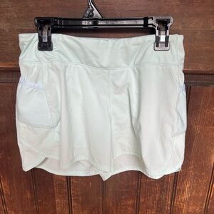 Athleta Girl Record Breaker 3” Shorts, mint color, VEUC